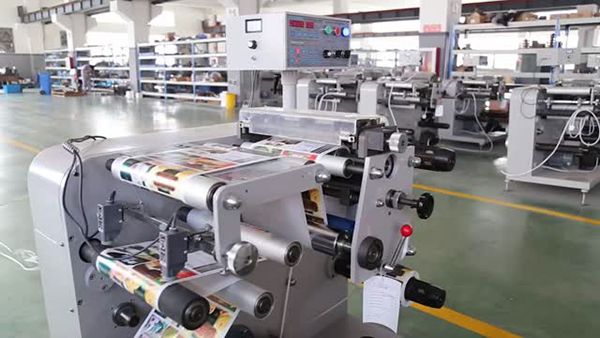 آلة الحز (الشَّق) الأوتوماتي،